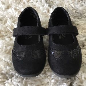 Michael Kors Toddler shoes size 7